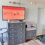 Renovated Studio Free Parking In Prime Waikiki