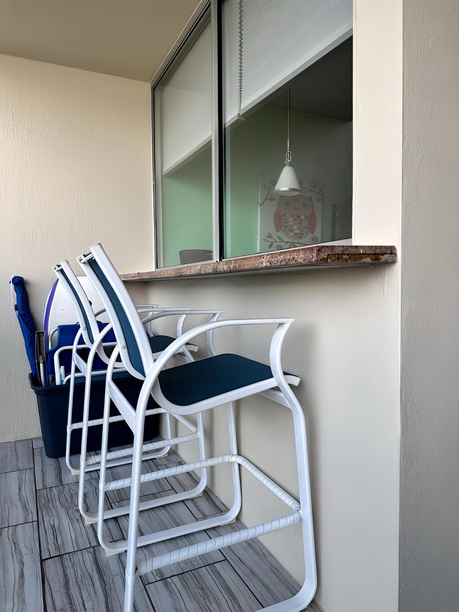 Renovated Free Parking In Prime Waikiki Apartment